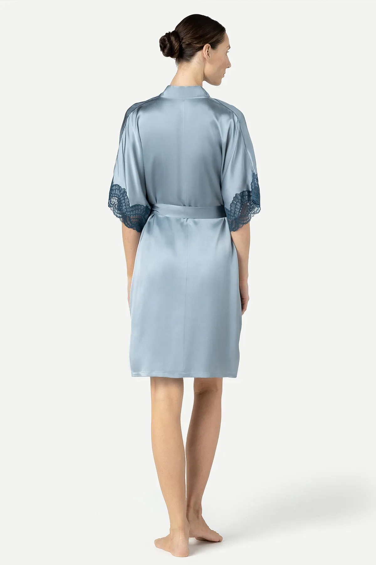Alice Feminine Lounge Short Silk Kimono