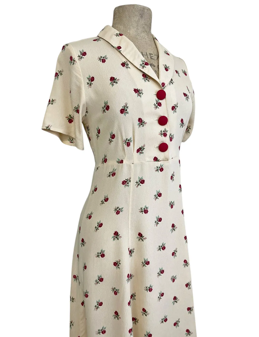 Cream Red Rosebud Floral 1940s Style Tea Length Day Dress