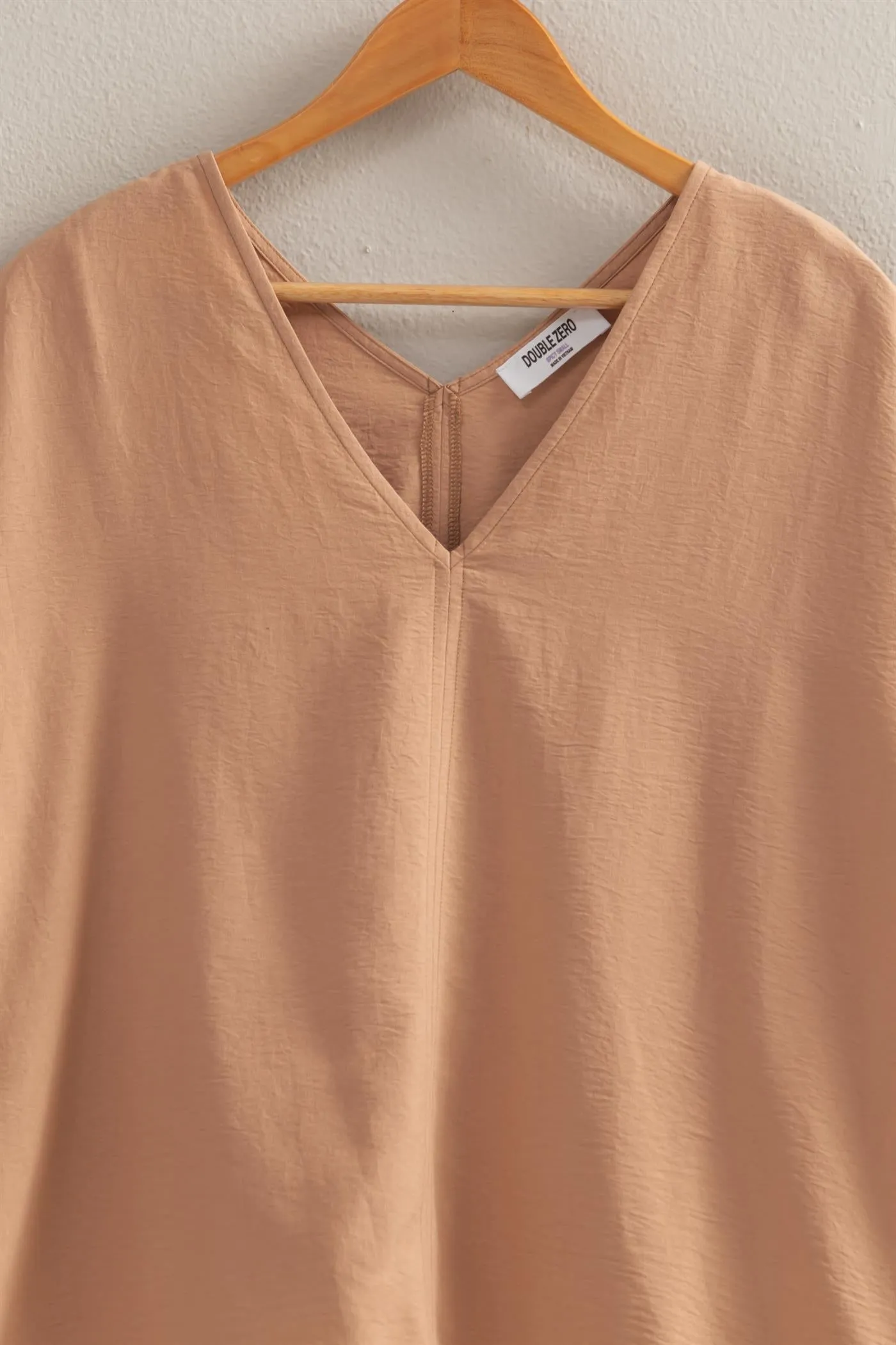 DZ24C059-Woven V-Neck Short Sleeve Tunic Top