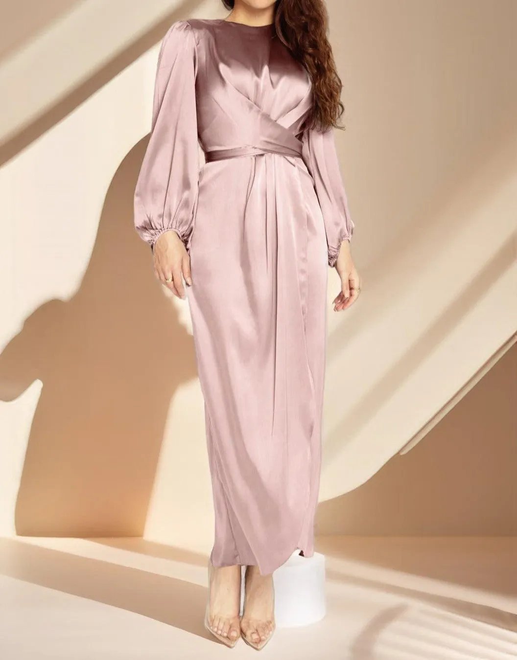 Feminine and elegant tunic dress