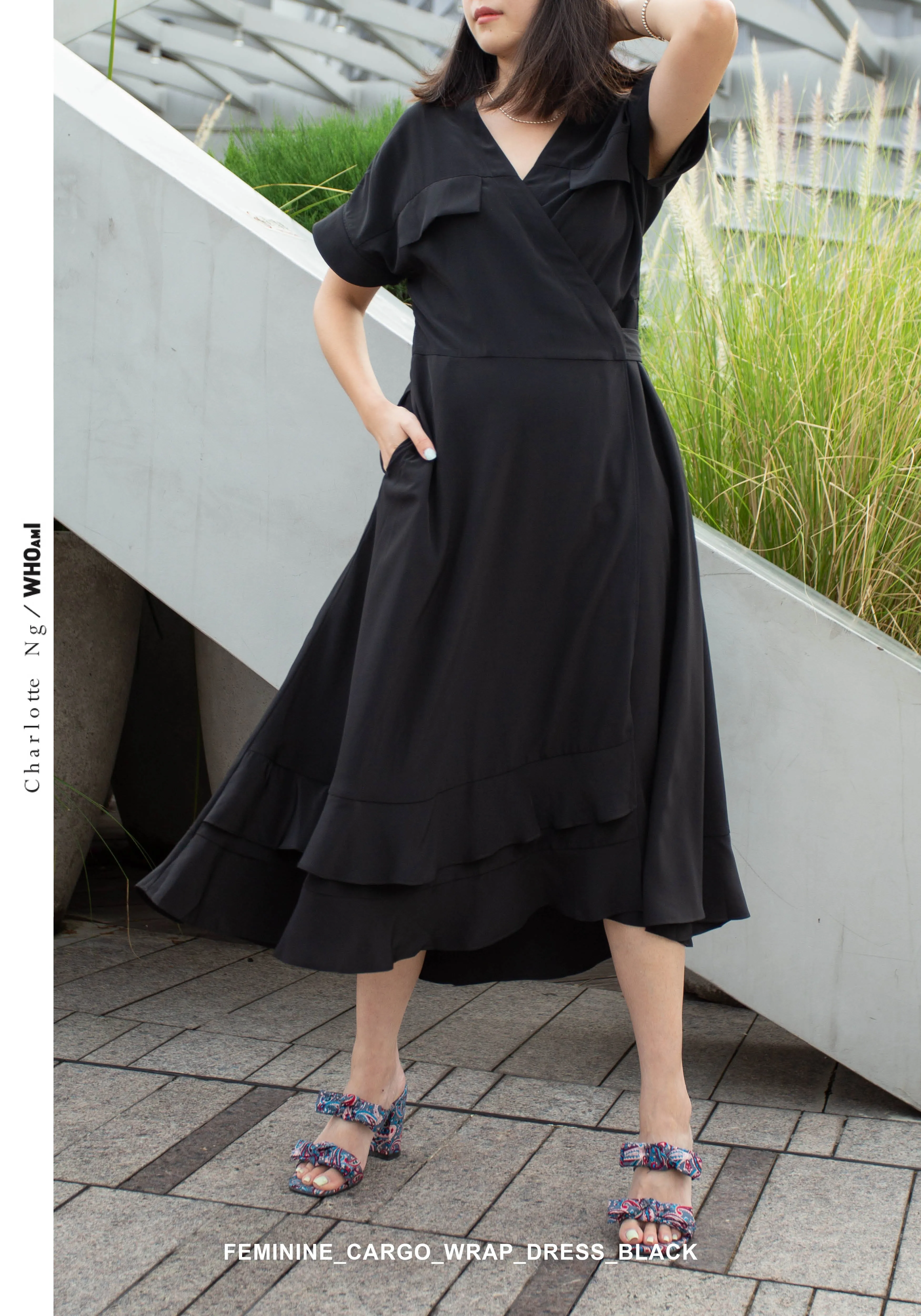 Feminine Cargo Wrap Dress Black