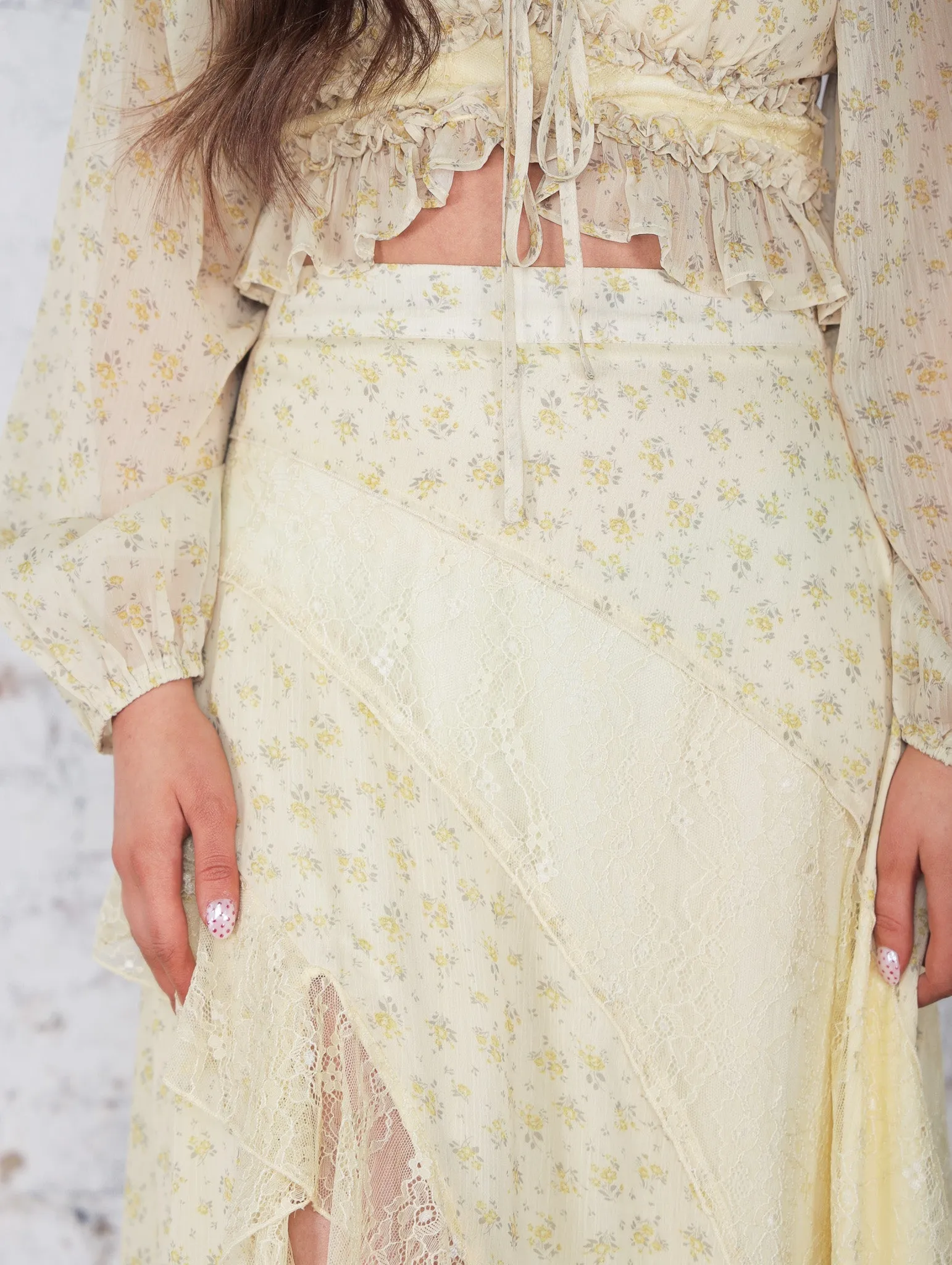 Kayla Lace Ruffle Skirt
