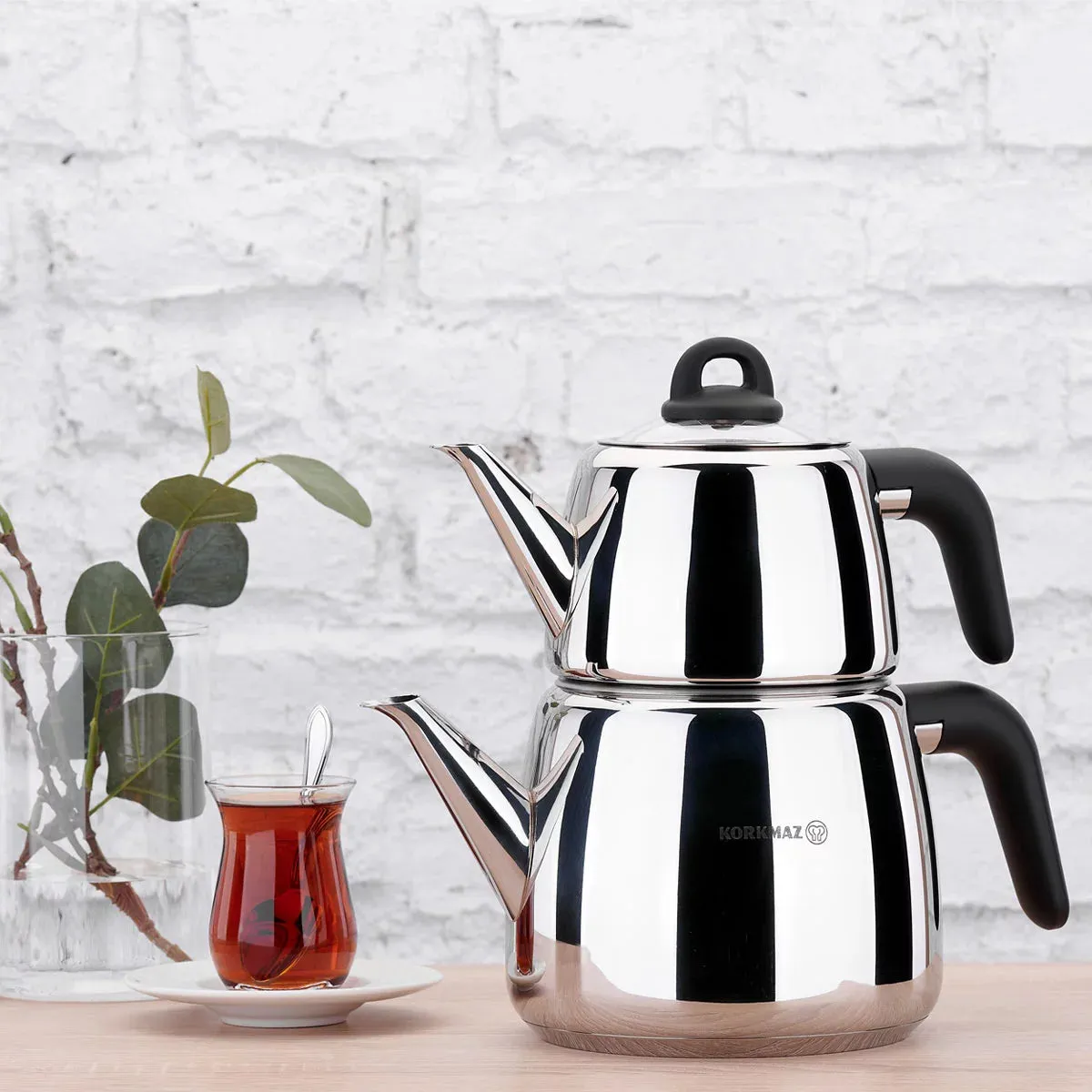 Korkmaz Bella A045 Nora Turkish Teapot Set for Stovetop 1.05 qt and 2.11 qt