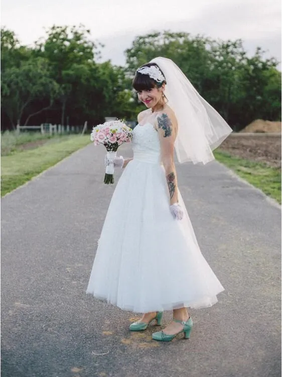 Strapless Country Style Tea Length Tulle Short 1950s Retro Wedding Dress