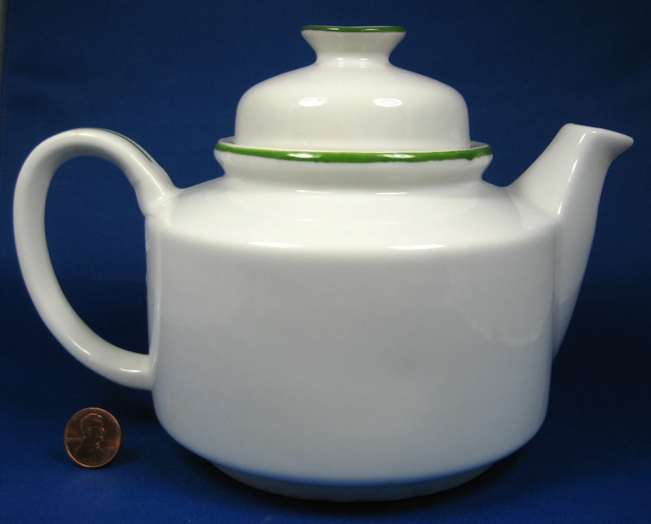 Teapot Retro Floral Wild Flowers Porcelain Mid Century Design Scandanavian 1960s